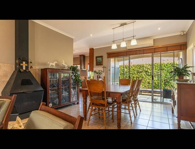 3 BEDROOM CLUSTER FOR SALE IN SONSTRAAL HEIGHTS